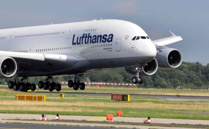 Lufthansa A380 lentokone